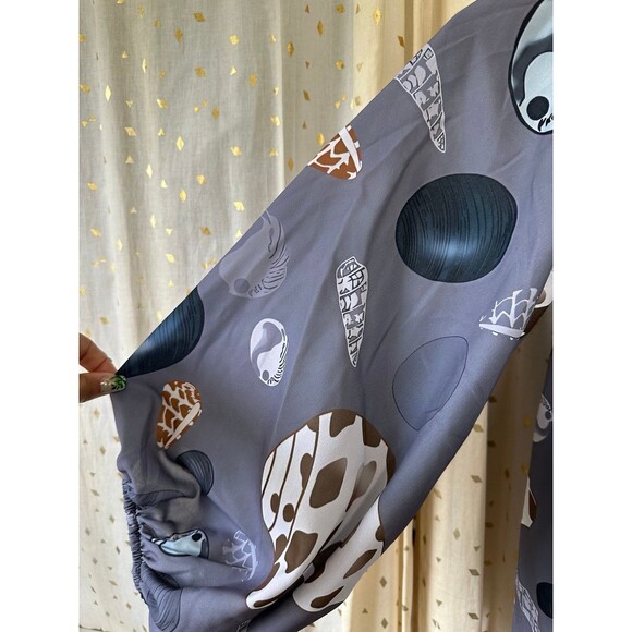 NWOT Motivation Movement Hawaiian Sea Shells Off Shoulder Bubble Sleeve Blouse S - Picture 5 of 8